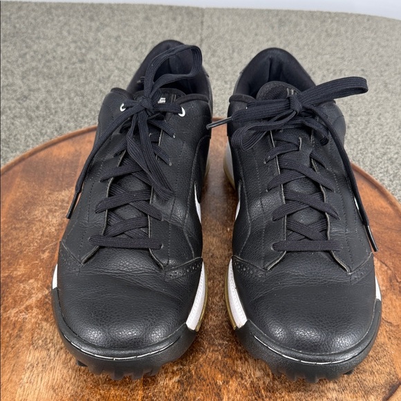 Nike Air Shoes Mens 10.5 Golf Cleat Sneakers Black White 379212-011 - Picture 3 of 11